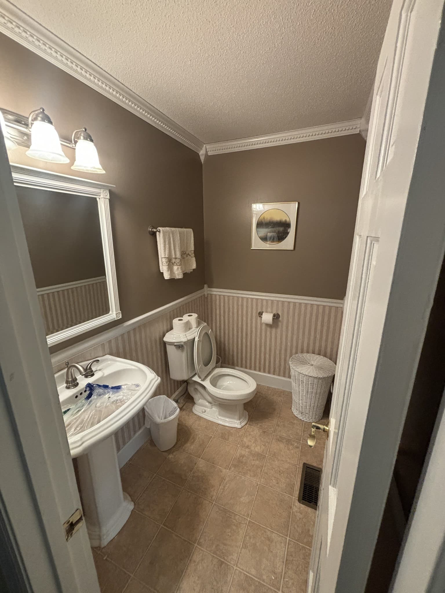 Powder Room Renovation — before