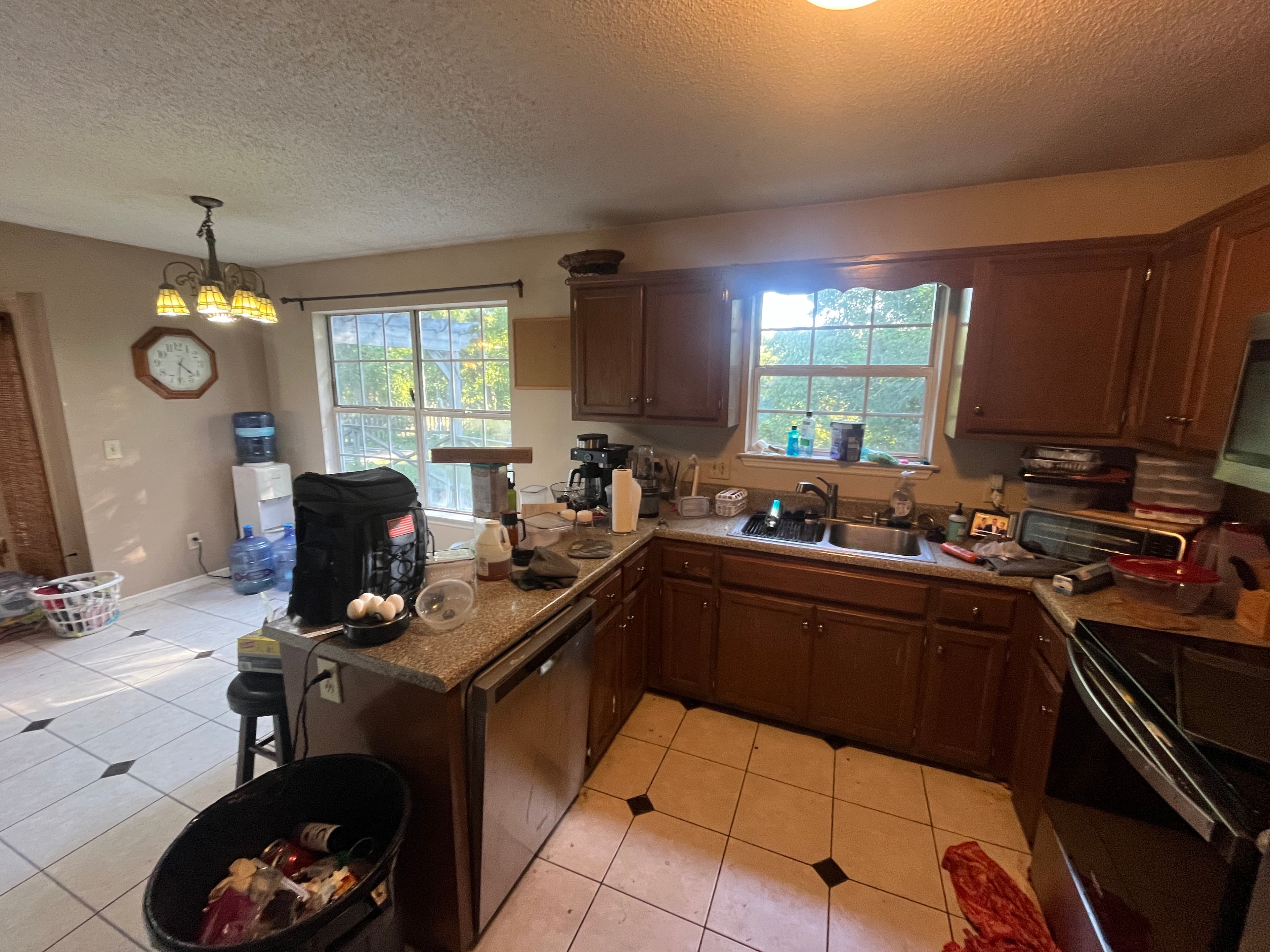 Compact Kitchen Renovation — before